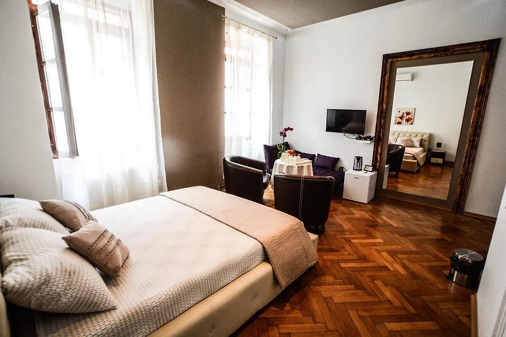 City Center Rooms Pula Croacia