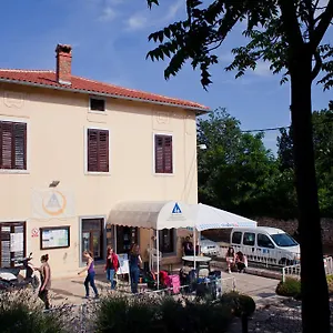 Hostal Hi, Pula