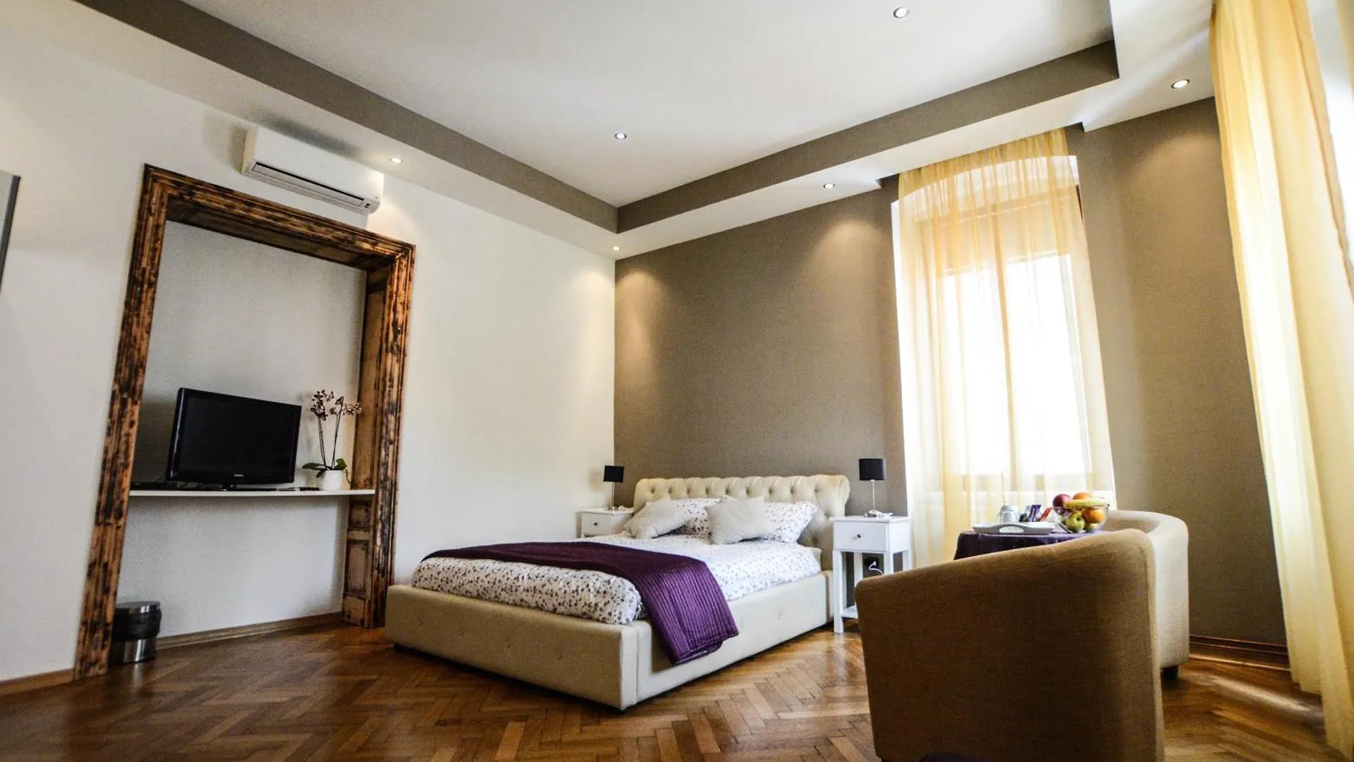לינה וארוחת בוקר פולה City Center Rooms
