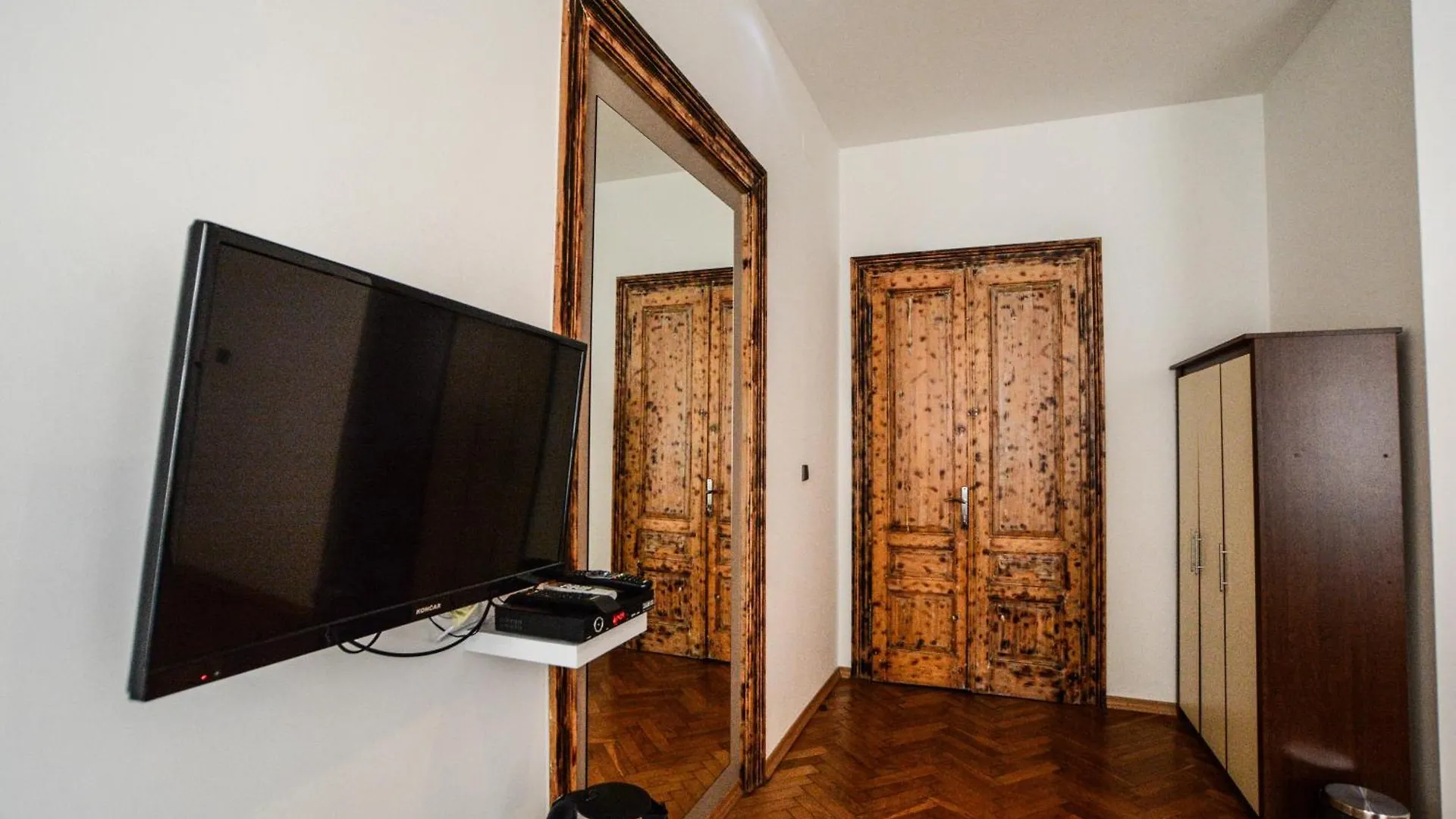 פולה City Center Rooms